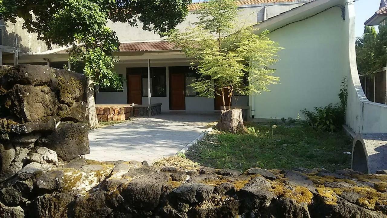 Srikaloka 12 Kostel - For Female And Couple Apartamento Jogjacarta Exterior foto